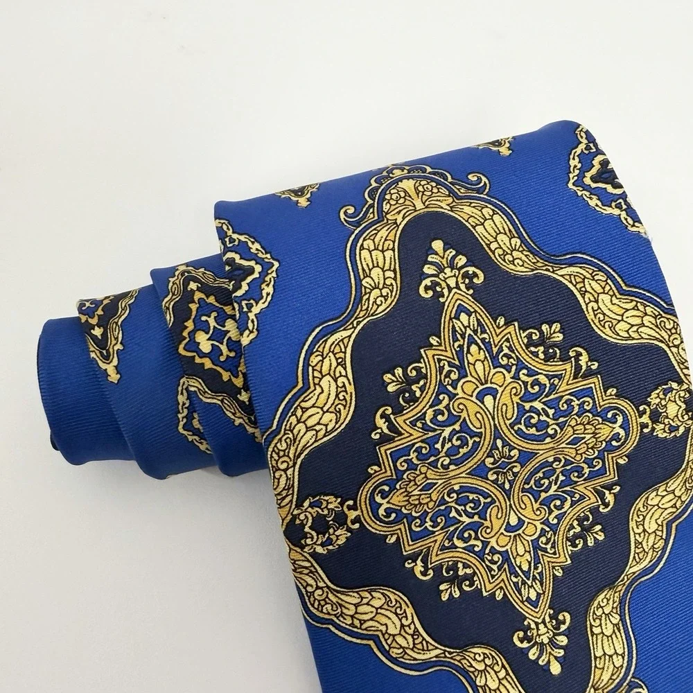 Versace description men